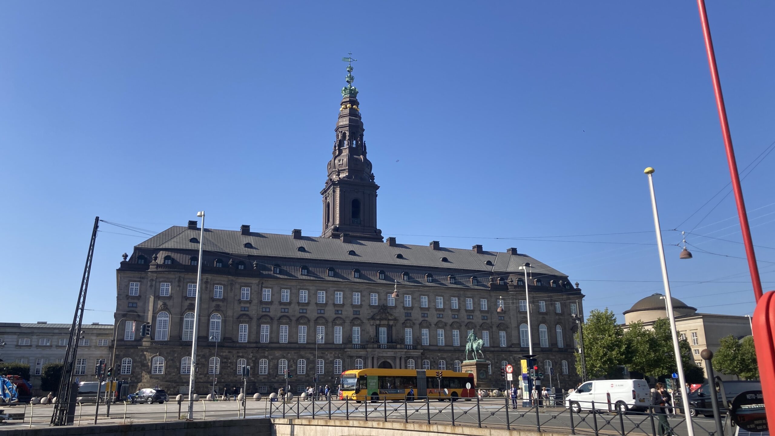 Illustration til blogindlægget Medieovervågning er ikke (kun) nyheds- og sociale medier